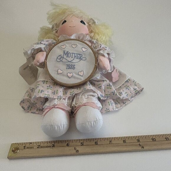 Precious Moments Dolls Katie 1986 Mother Applause Plush With Tags 15” - Picture 11 of 13